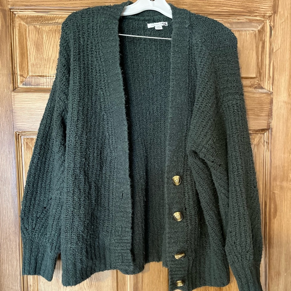 American Eagle knitted dark green kimono.